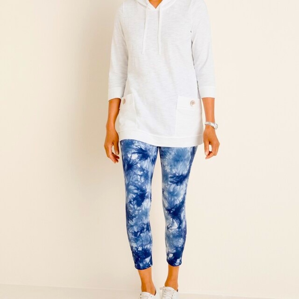 Chico’s Zenergy So Slimming Tie-Dye Leggings